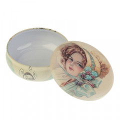 Шкатулка Девочка Ретро металлическая